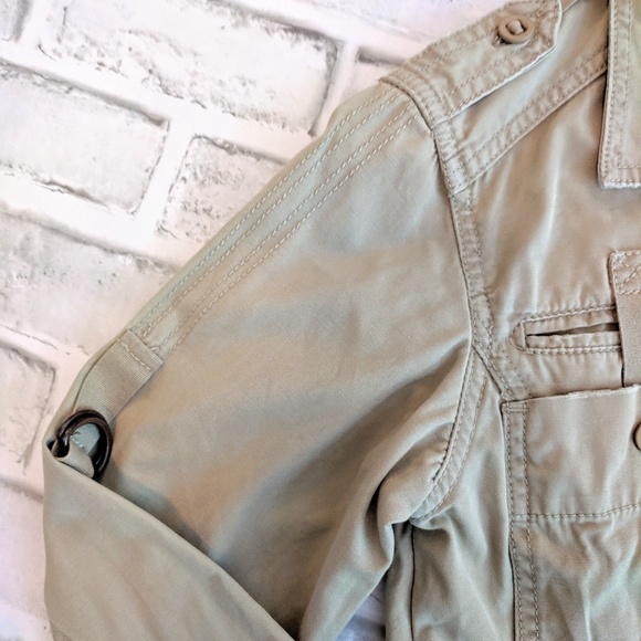 A. KURTZ Tan and camo button shirt or jacket - Picture 3 of 7